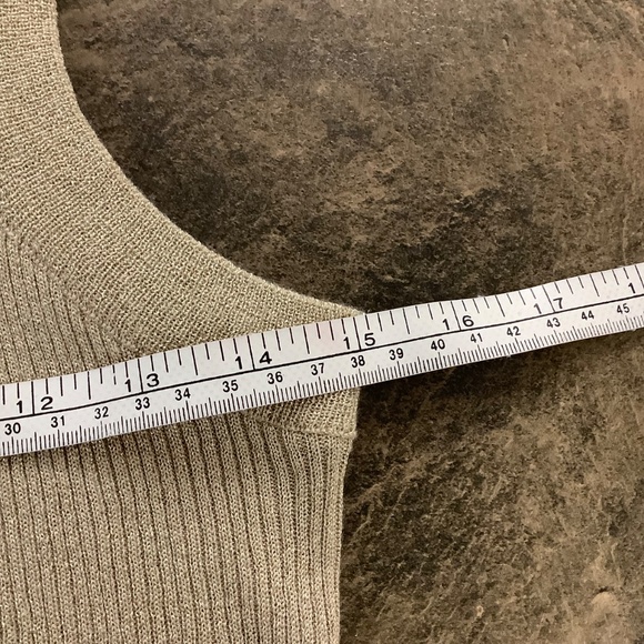 Shimmery Gold Tank w Diamond Gem M/L 36-38 Bust - Picture 2 of 8